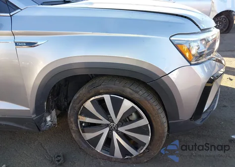 2024 Volkswagen Taos 1.5T Se из США, поврежденный, VIN 3VVEX7B20RM052605